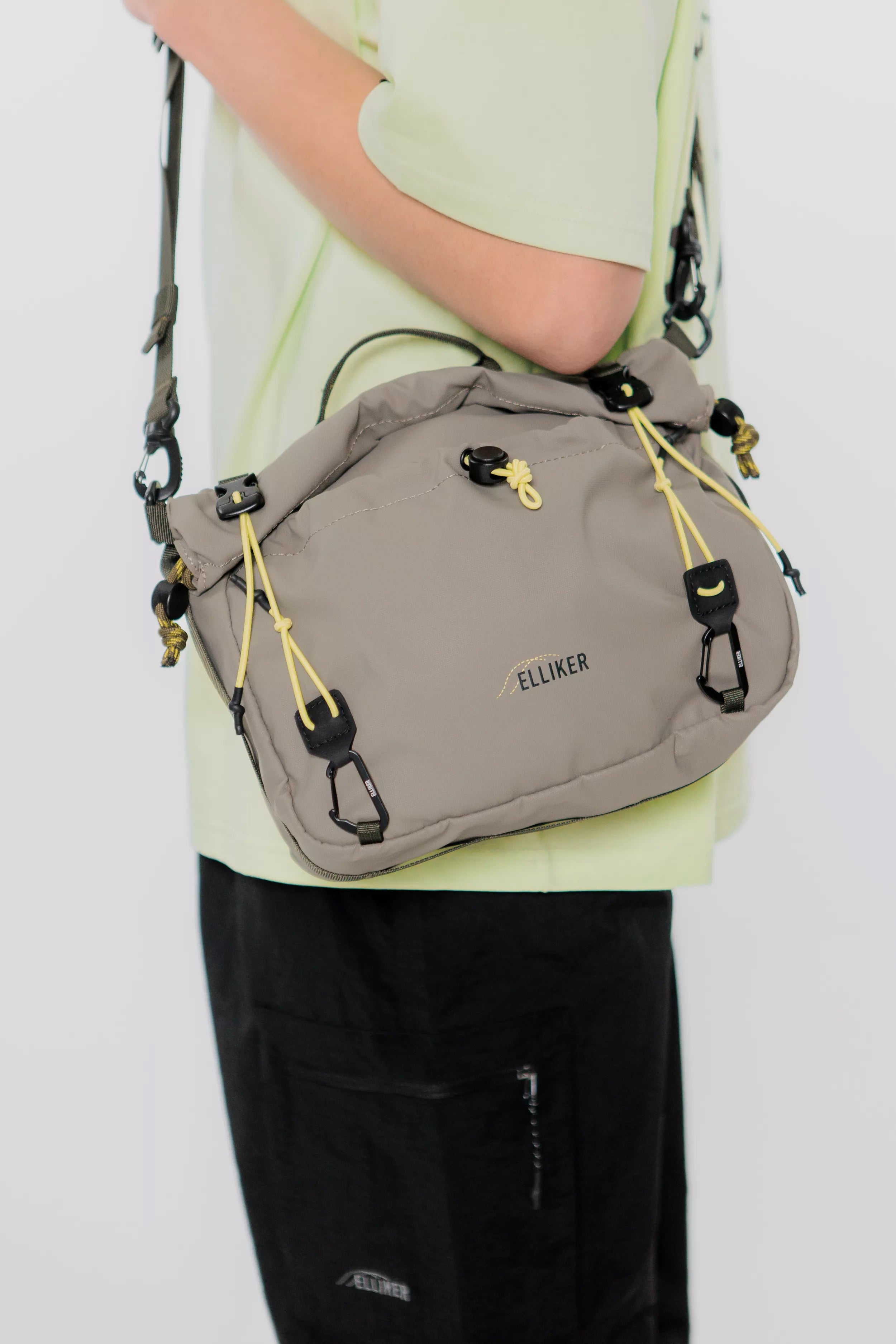 ELLIKER NIDDER ROLL TOP TAUPE