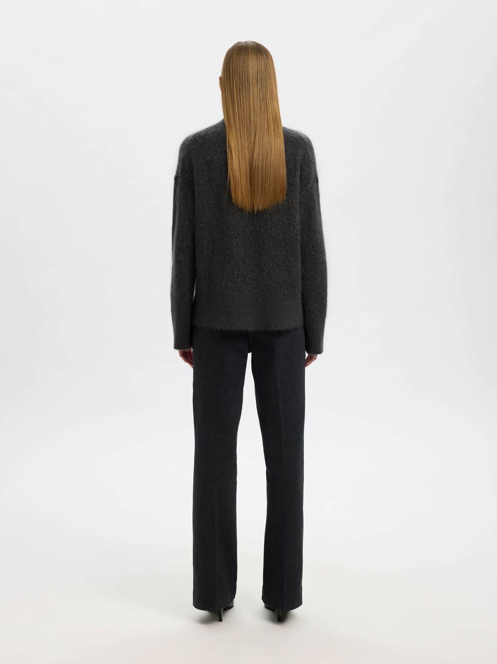 SELECTED  MIRA LS Black