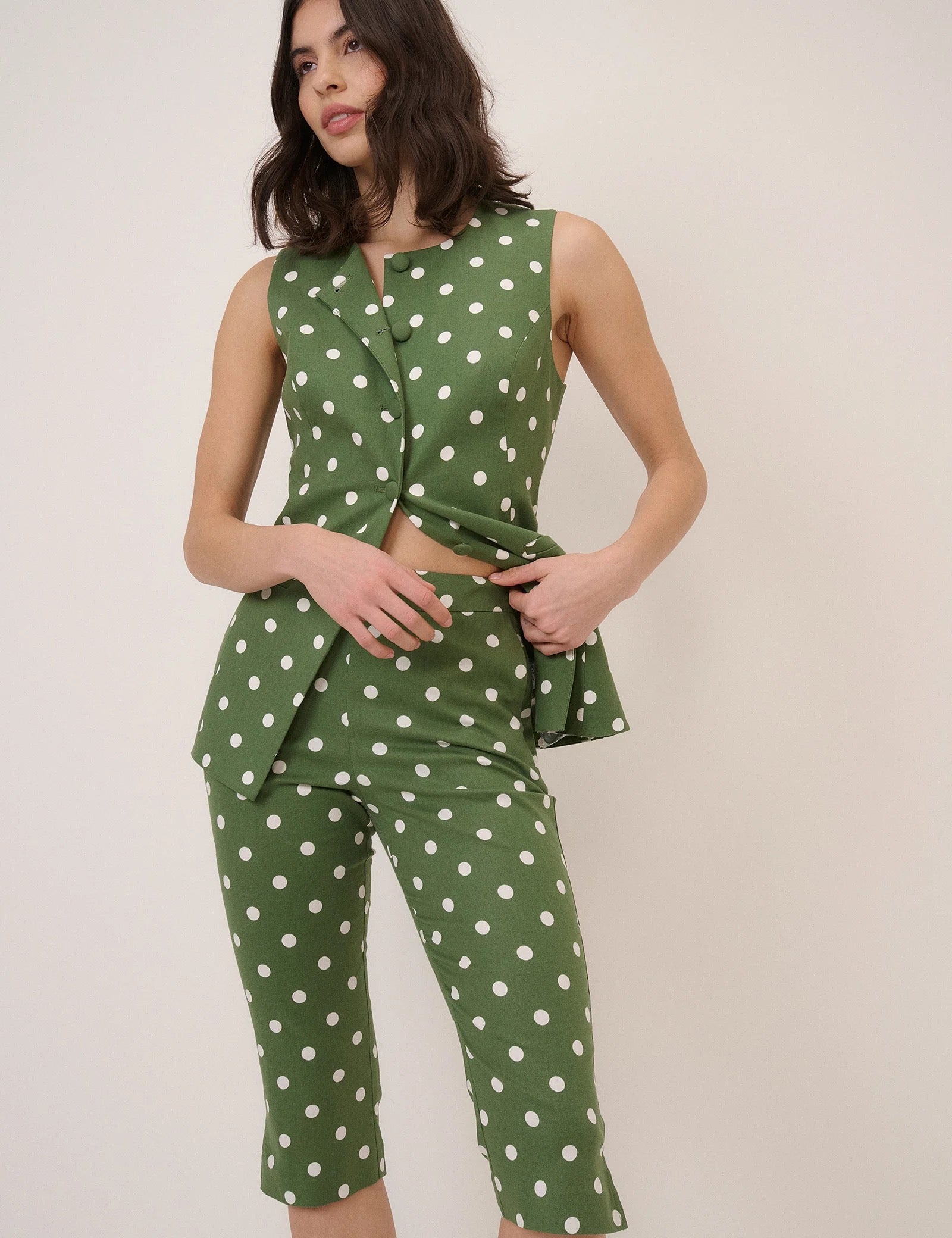 NOBODYS CHILD CAPRI PANTS GREEN SPOT