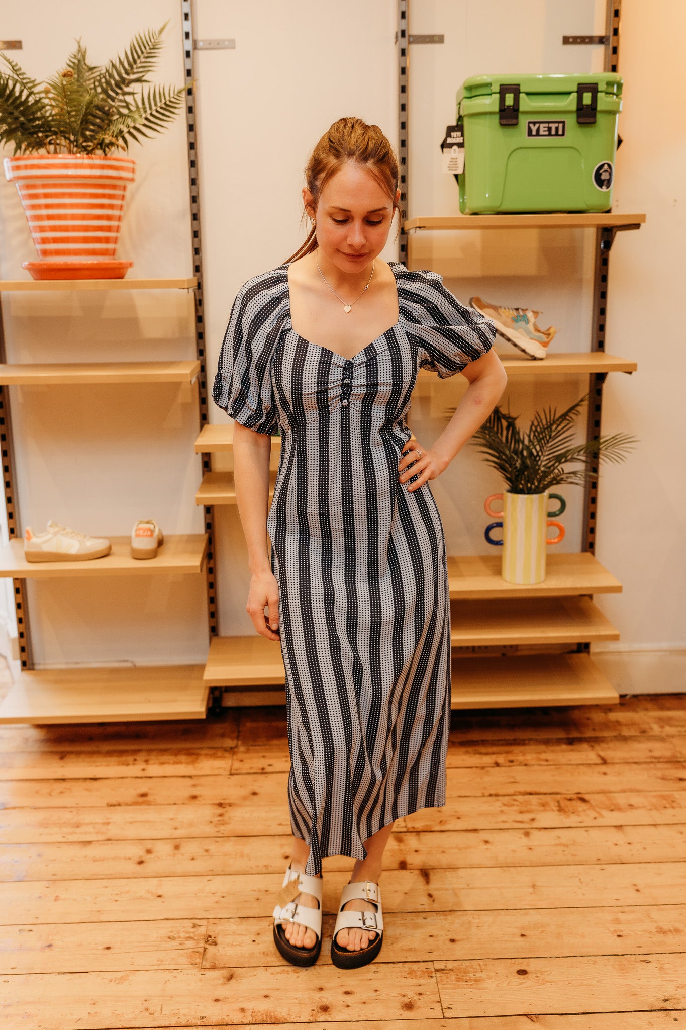 FRENCH CONNECTION DRESS  FRAN LIZZIE PUFF BLUE STRIPE