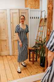 FRENCH CONNECTION DRESS  FRAN LIZZIE PUFF BLUE STRIPE