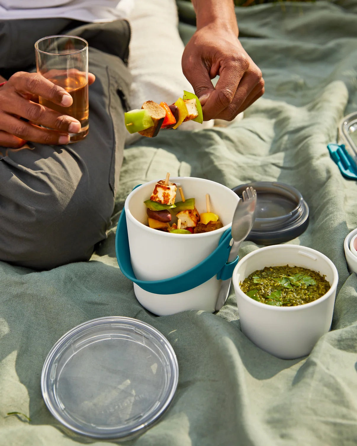 black-blum-lunch-pot-original-ocean-open-picnic_jpg.jpg