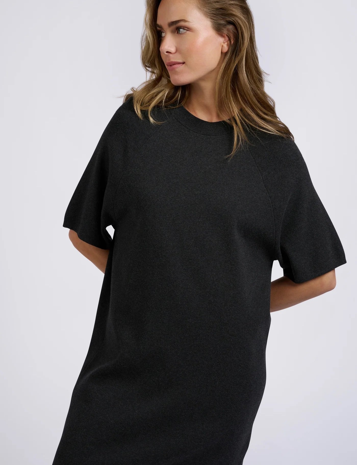 knitted-t-shirt-dress-with-short-sleeves-and-a-round-neck-anthracite-melange_jpg.jpg